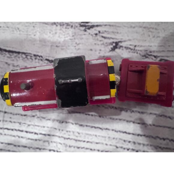 Thomas & Friends Salty and Rocky's Tender Die Cast - Picture 3 of 5